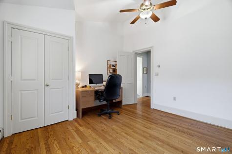 24 Lincoln Avenue Norwich CT 06360