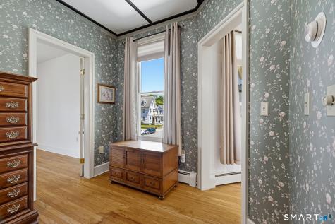24 Lincoln Avenue Norwich CT 06360