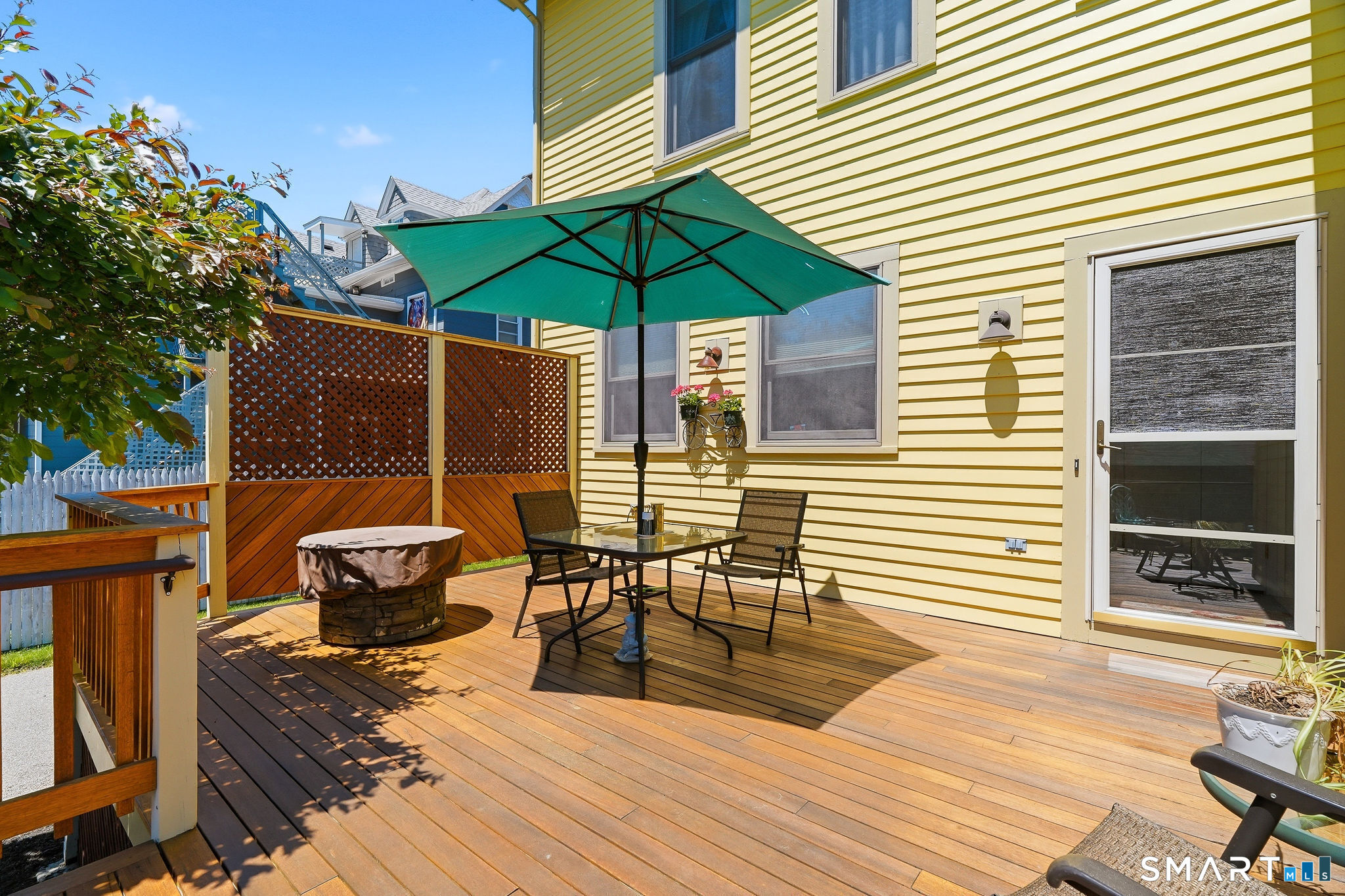 24 Lincoln Avenue Norwich CT 06360
