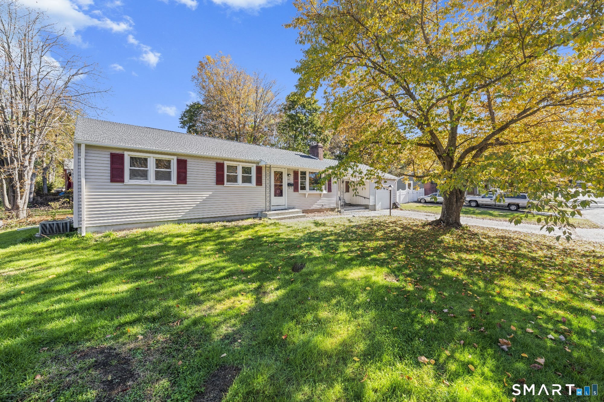 27 Allen Street Enfield CT 06082