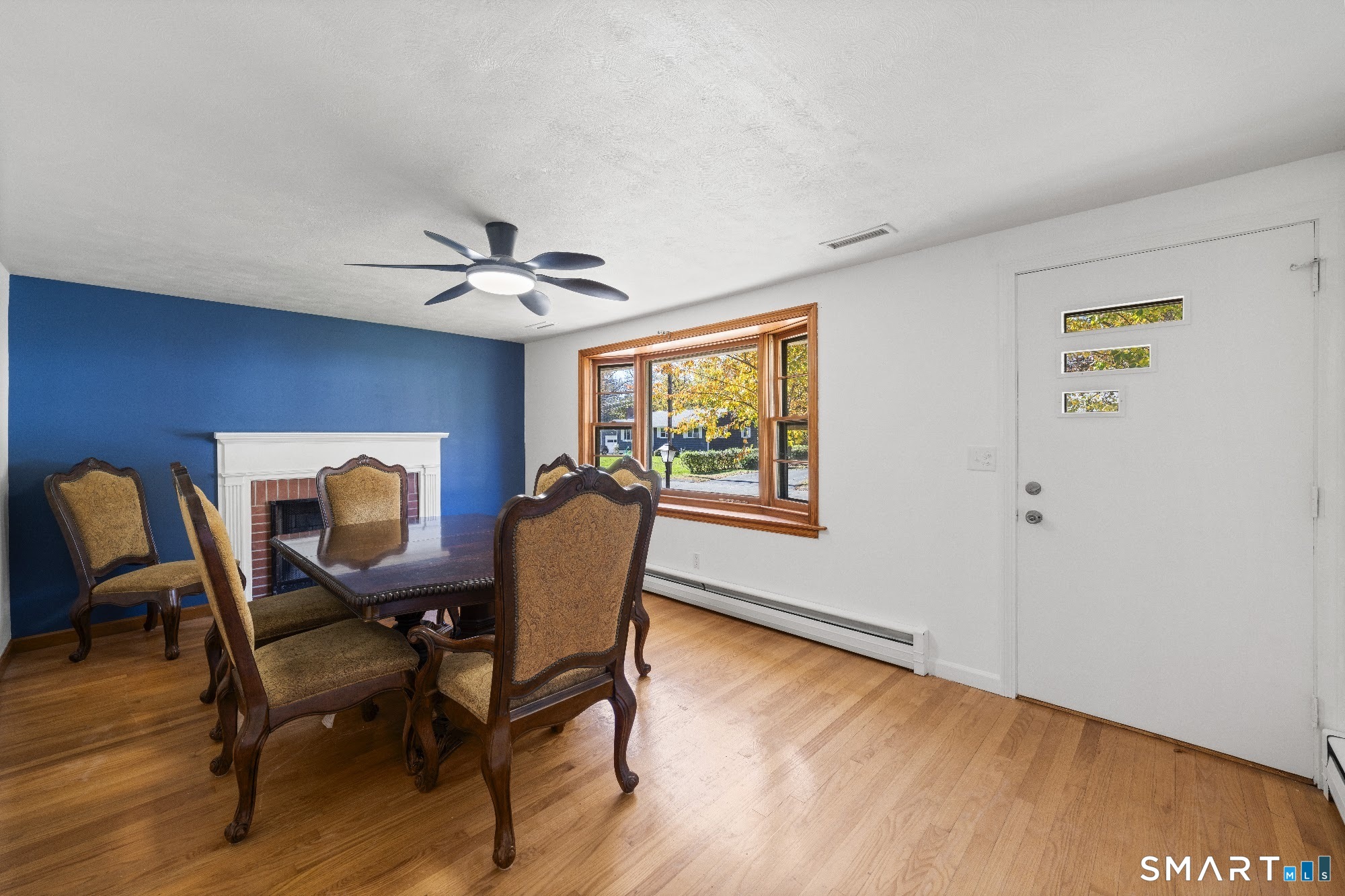 27 Allen Street Enfield CT 06082