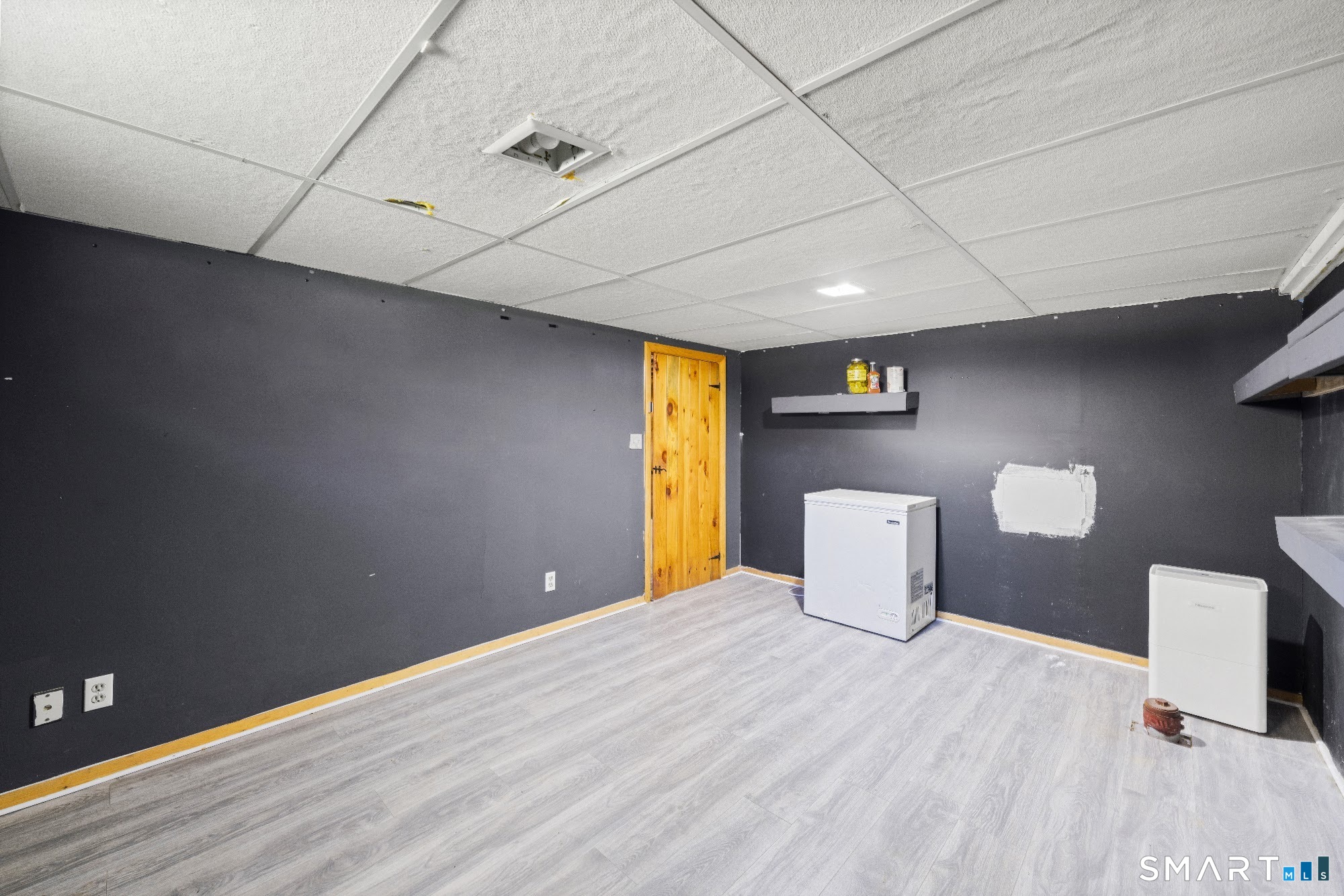 27 Allen Street Enfield CT 06082