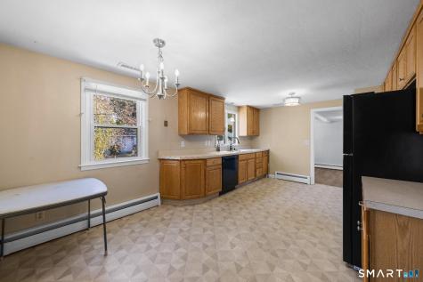 27 Allen Street Enfield CT 06082