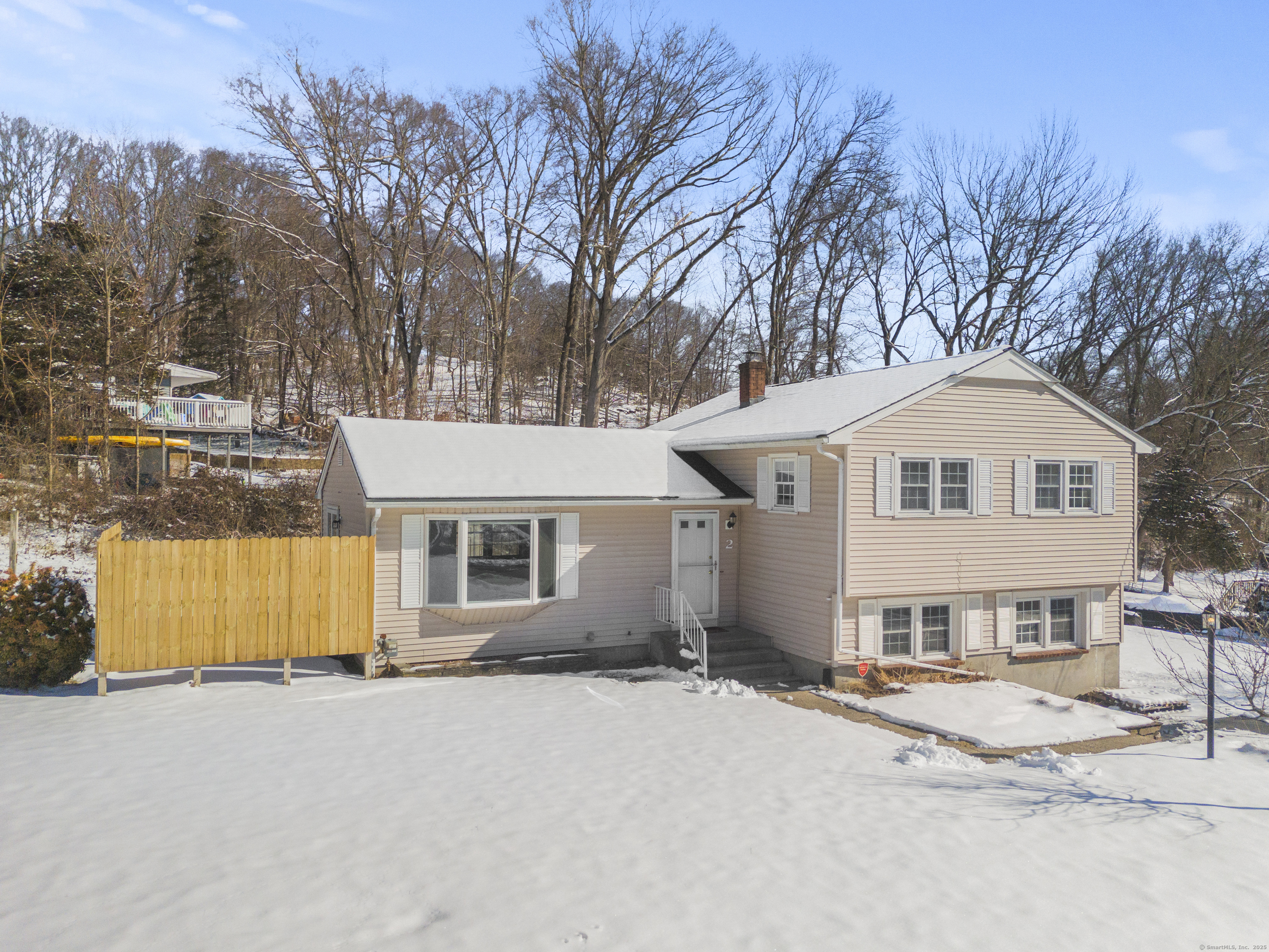 2 Shore Road Norwich CT 06360