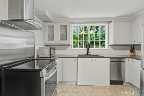 2 Arnold Lane Norwalk CT 06853