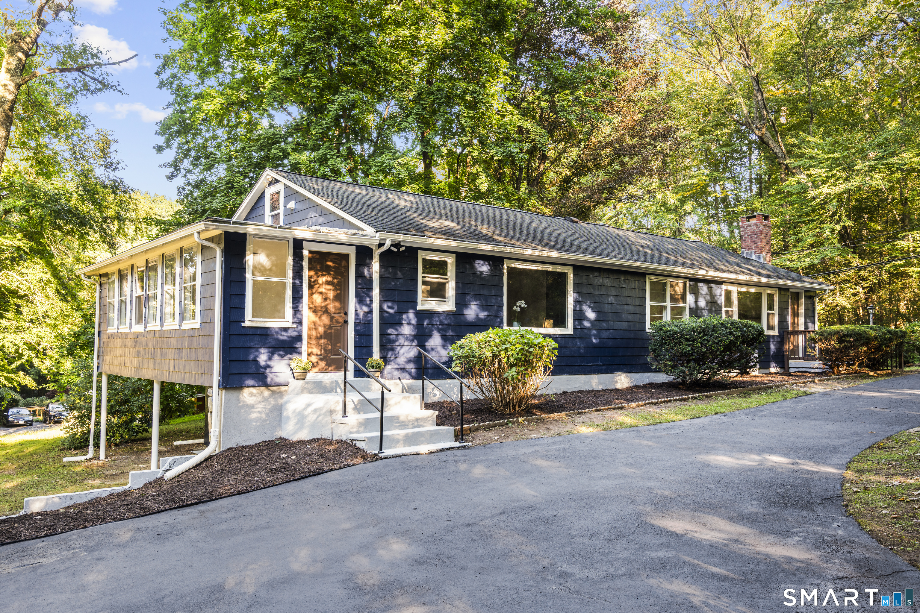 94 Moosup Trail Monroe CT 06468
