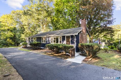 94 Moosup Trail Monroe CT 06468