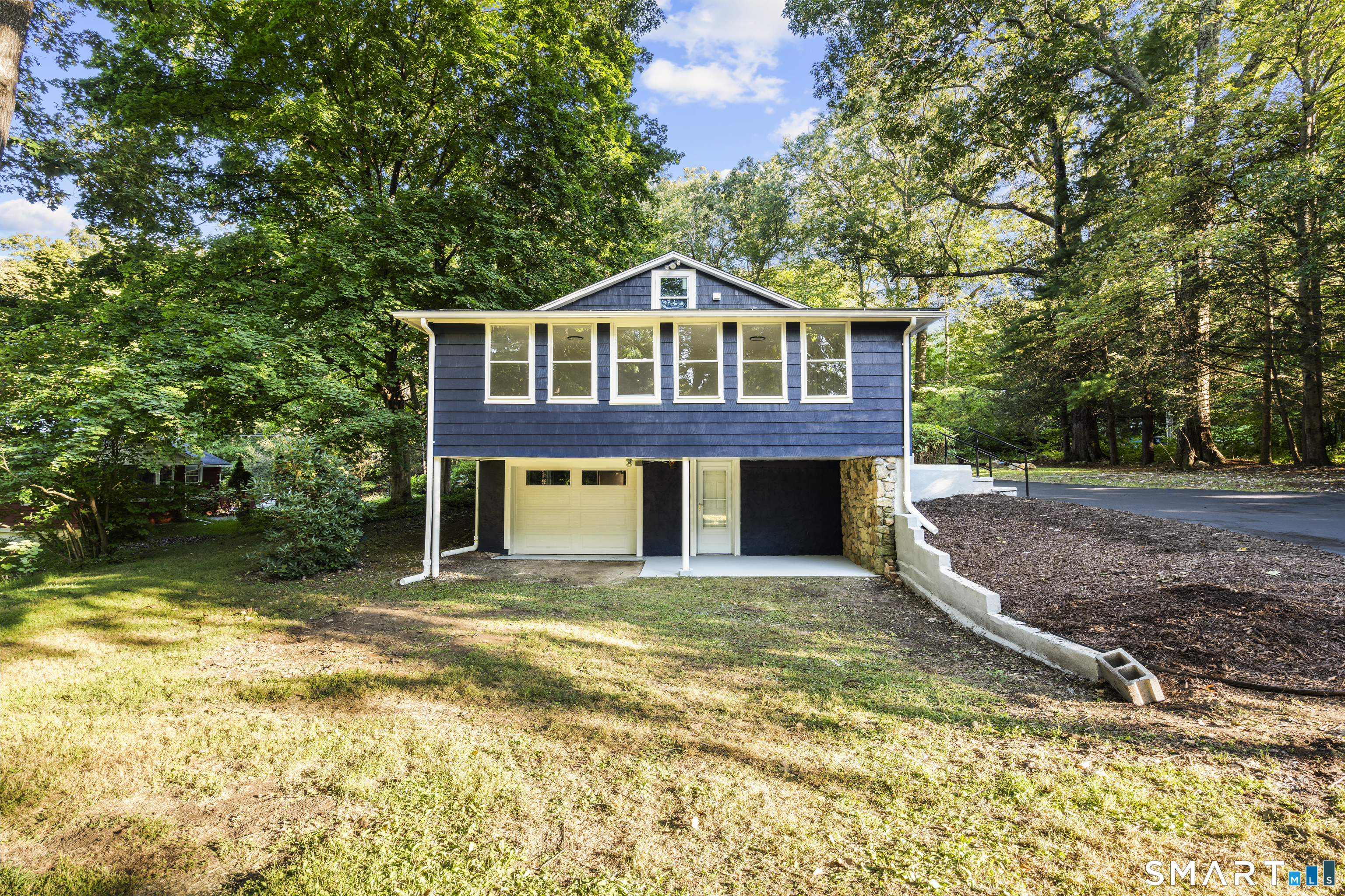 94 Moosup Trail Monroe CT 06468