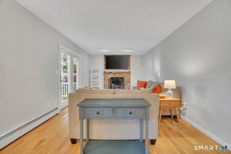 10 Colonial Court Cheshire CT 06410