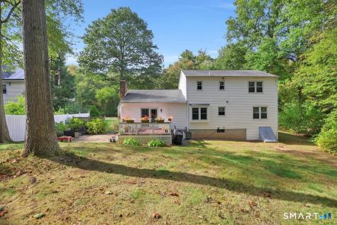10 Colonial Court Cheshire CT 06410