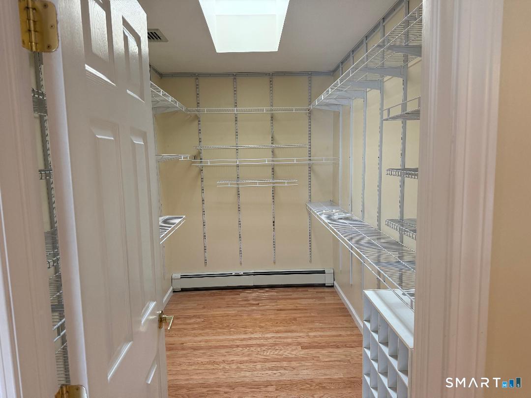54 Sorensen Road West Haven CT 06516