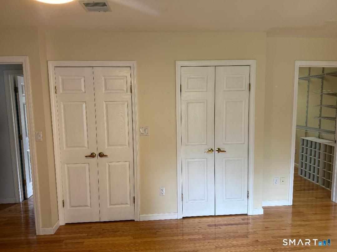 54 Sorensen Road West Haven CT 06516