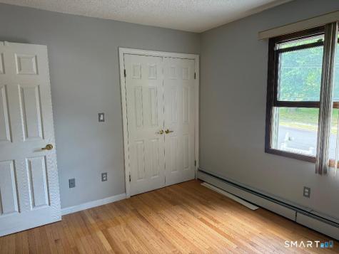 54 Sorensen Road West Haven CT 06516