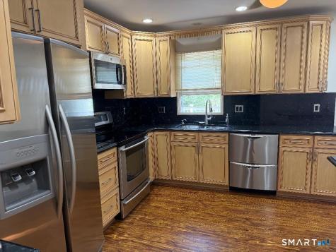 54 Sorensen Road West Haven CT 06516
