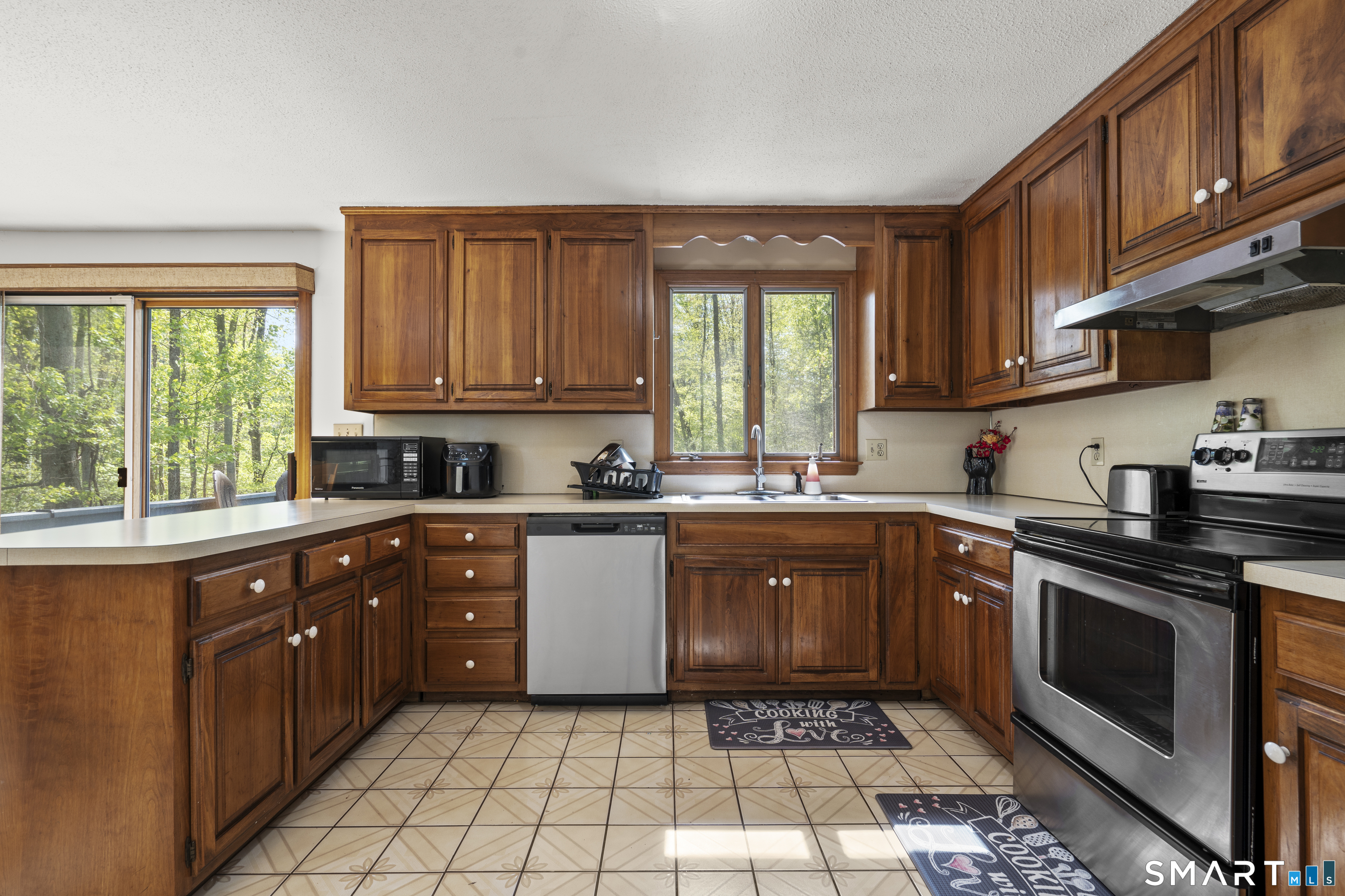 85 Mossa Drive Bristol CT 06010