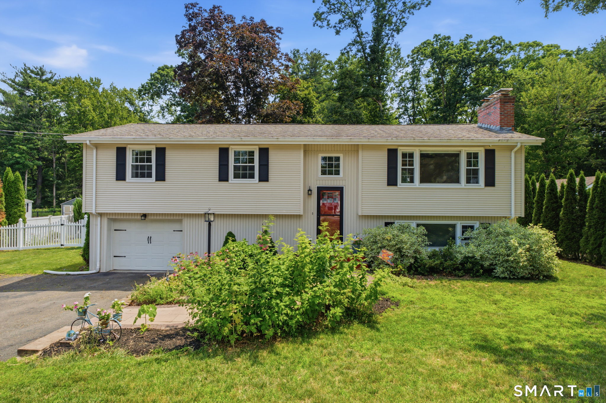 39 Timber Trail East Hartford CT 06118