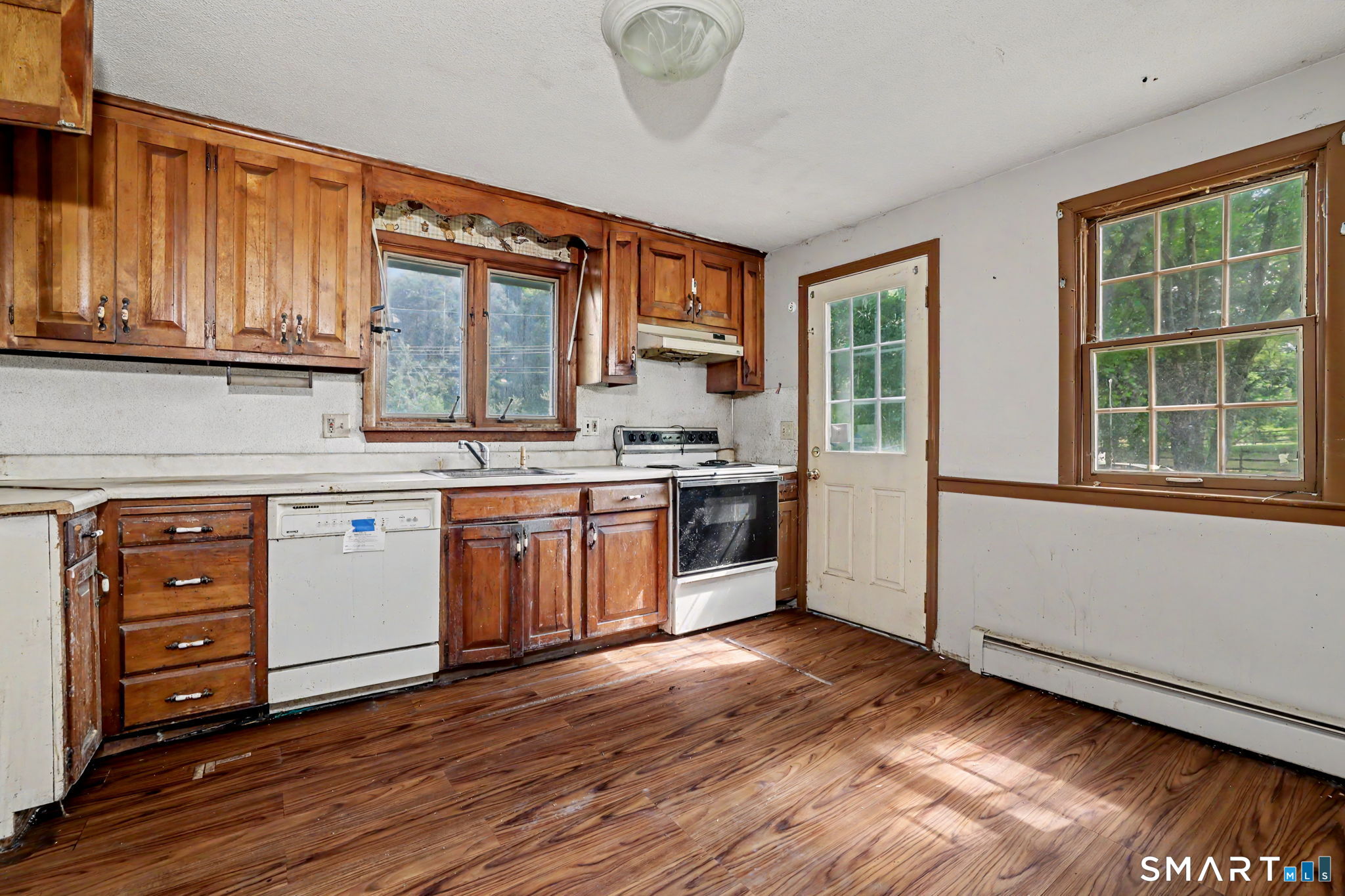 2 Green Valley Drive Simsbury CT 06070