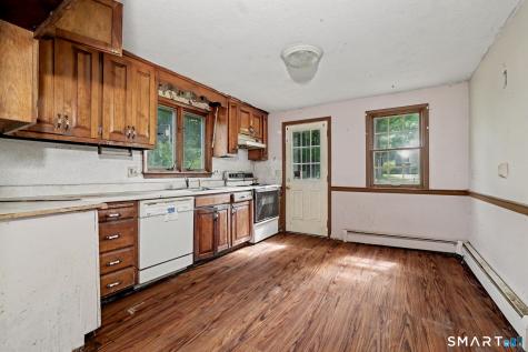 2 Green Valley Drive Simsbury CT 06070