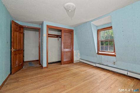 2 Green Valley Drive Simsbury CT 06070
