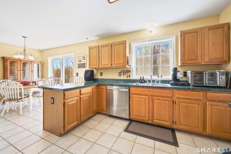 587 High St Extension Thomaston CT 06787