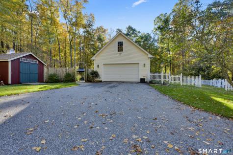 391 Squaw Hollow Road Ashford CT 06278