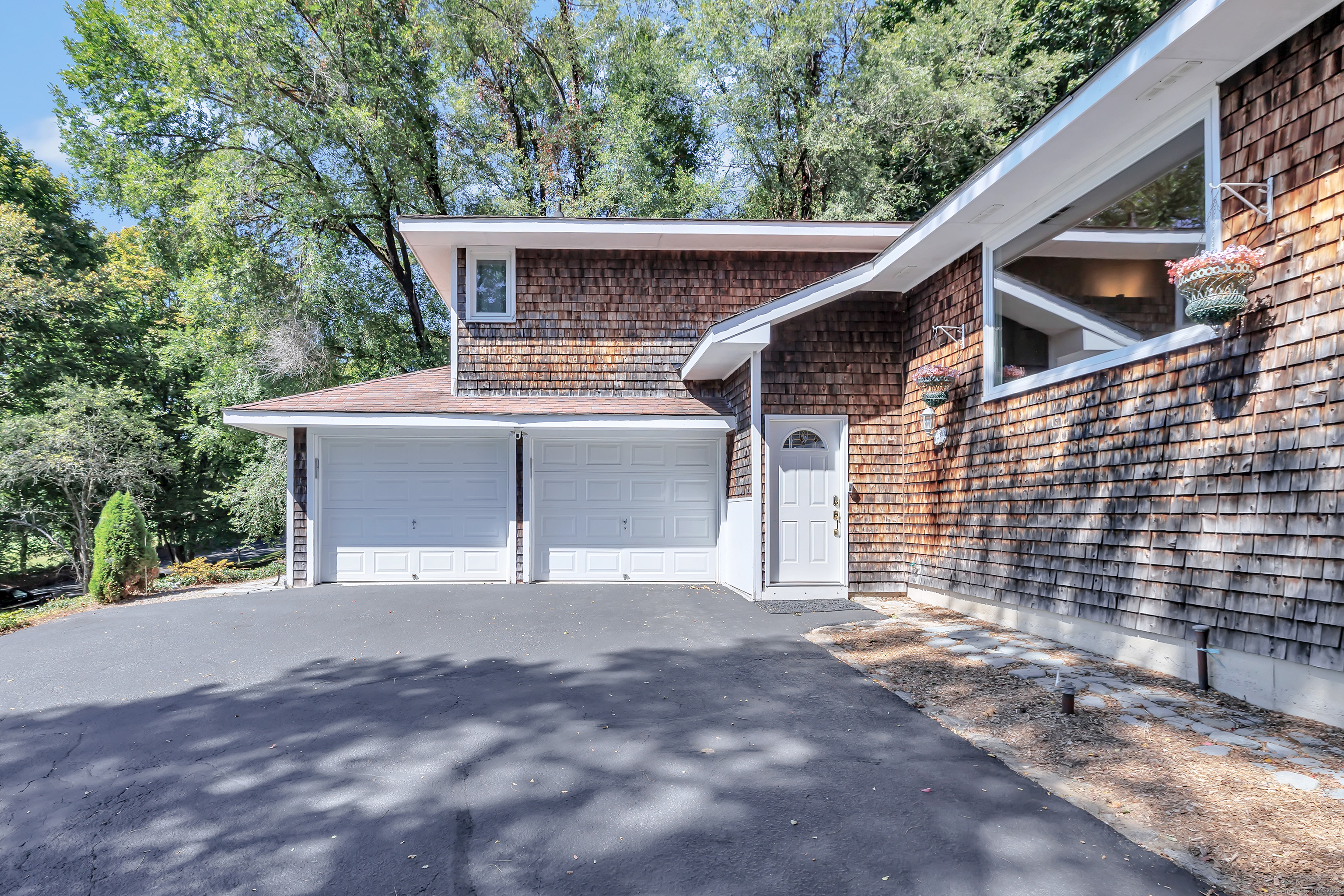 151 Kohanza Street Danbury CT 06811