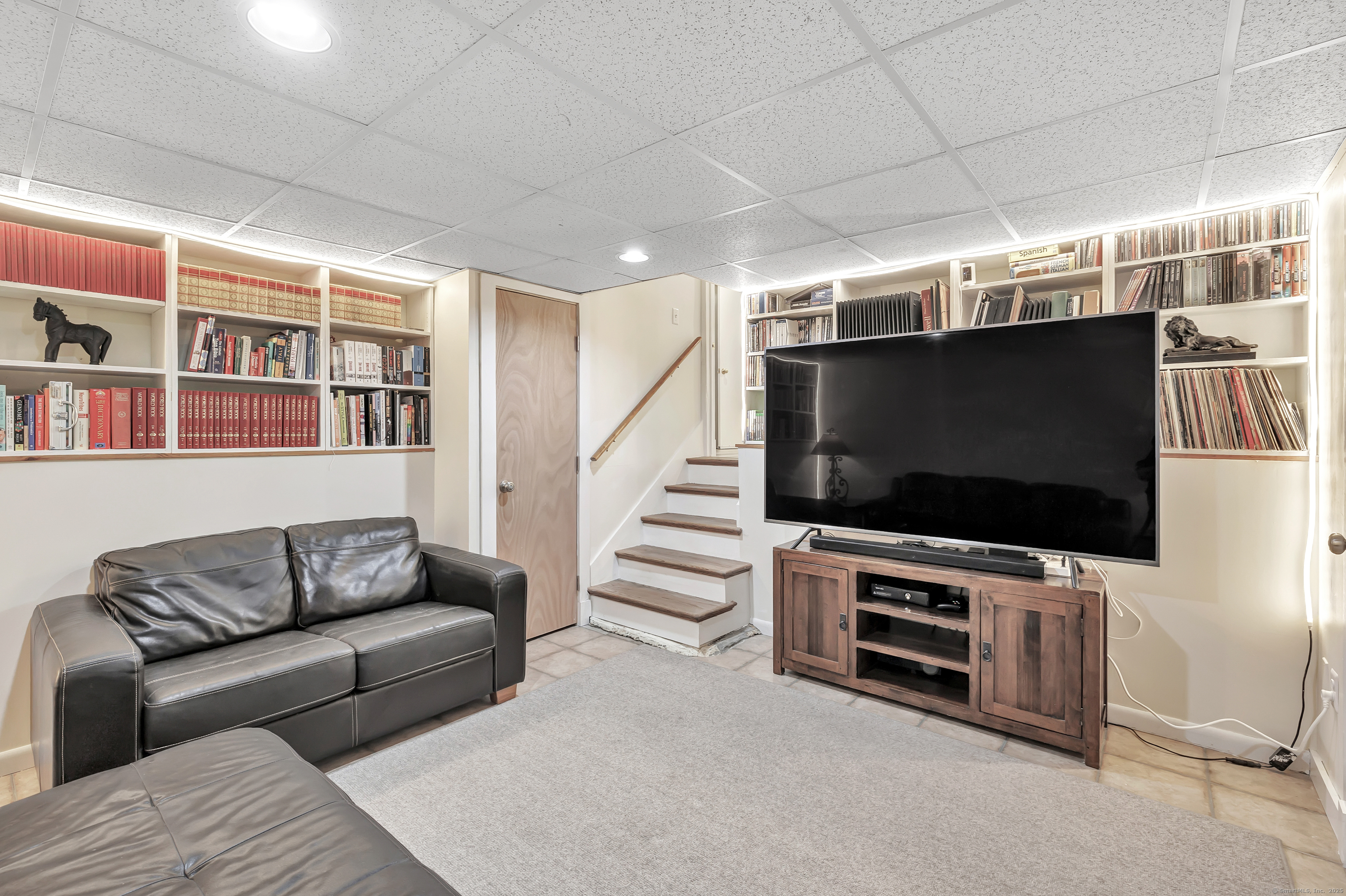 151 Kohanza Street Danbury CT 06811