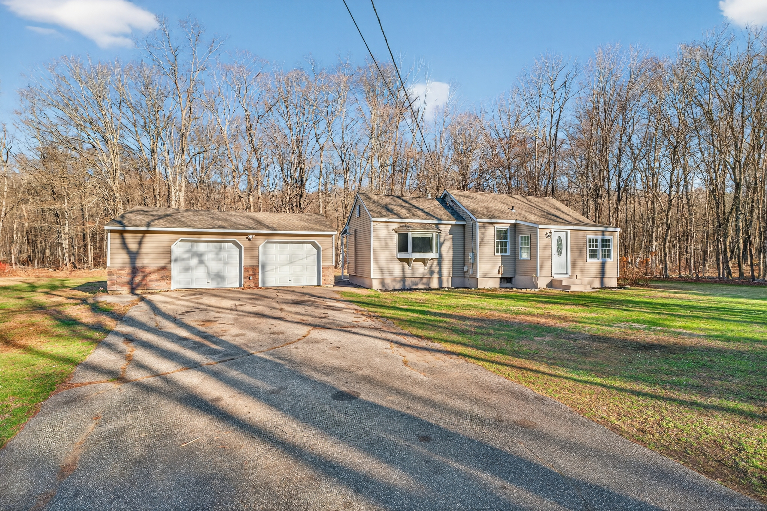 586 Back Road Windham CT 06256