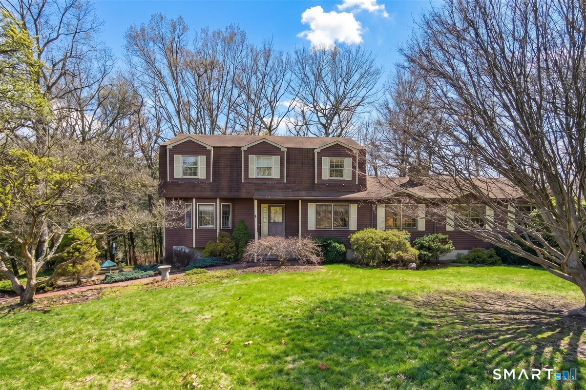 166 Thoreau Drive Shelton CT 06484