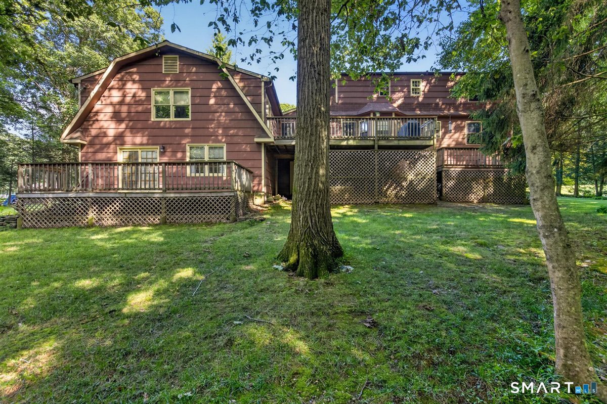 166 Thoreau Drive Shelton CT 06484