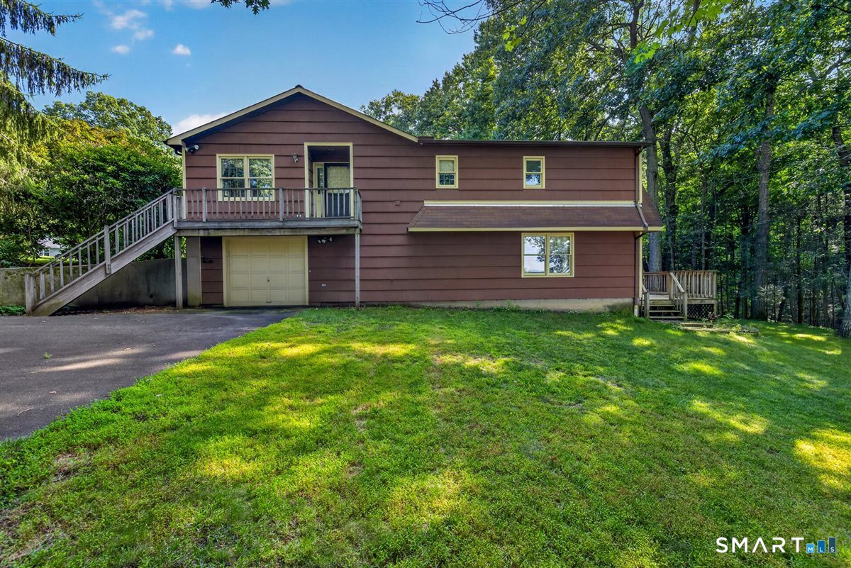 166 Thoreau Drive Shelton CT 06484