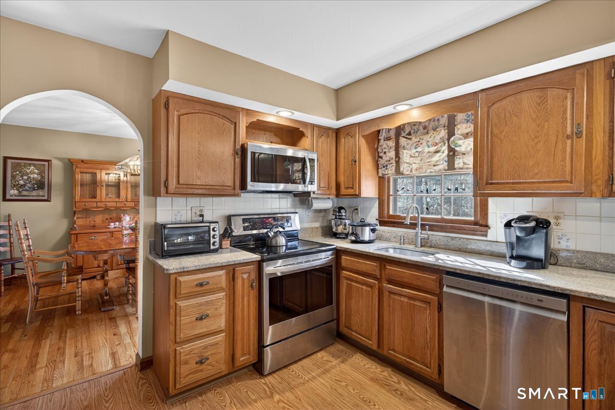 166 Thoreau Drive Shelton CT 06484