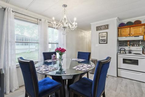 15 Stonewood Terrace Vernon CT 06066