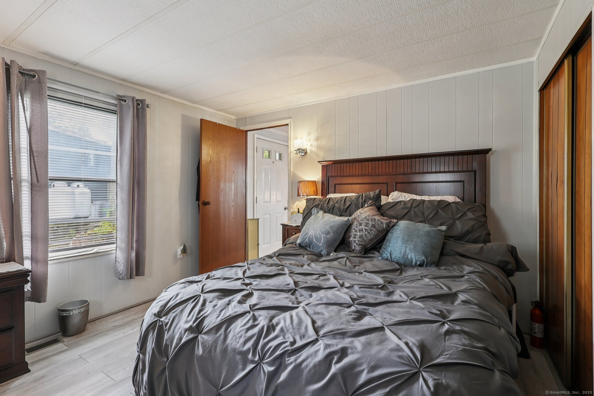 15 Stonewood Terrace Vernon CT 06066