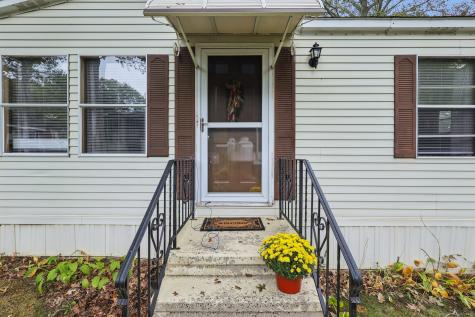 15 Stonewood Terrace Vernon CT 06066