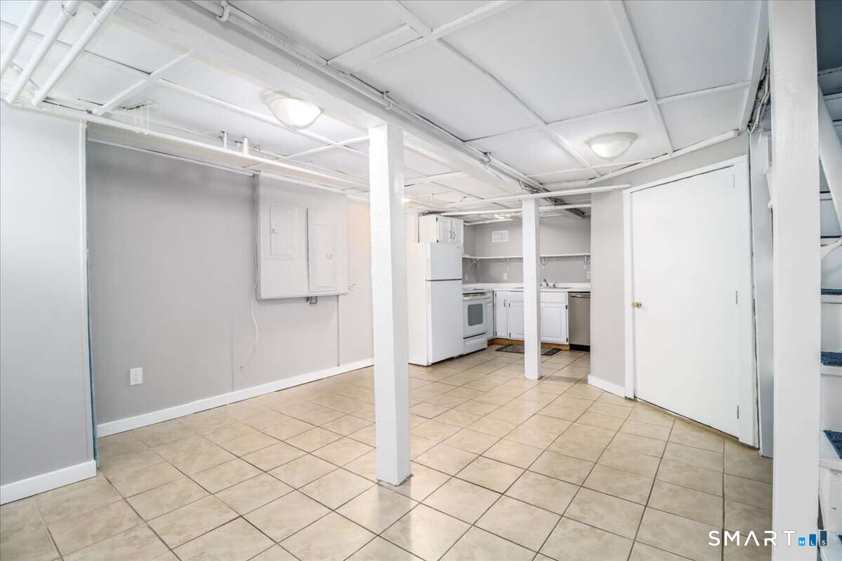 3 Ninth Avenue Danbury CT 06810
