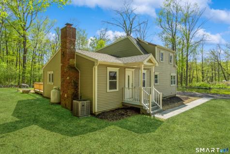 13 Jeanette Street Monroe CT 06468