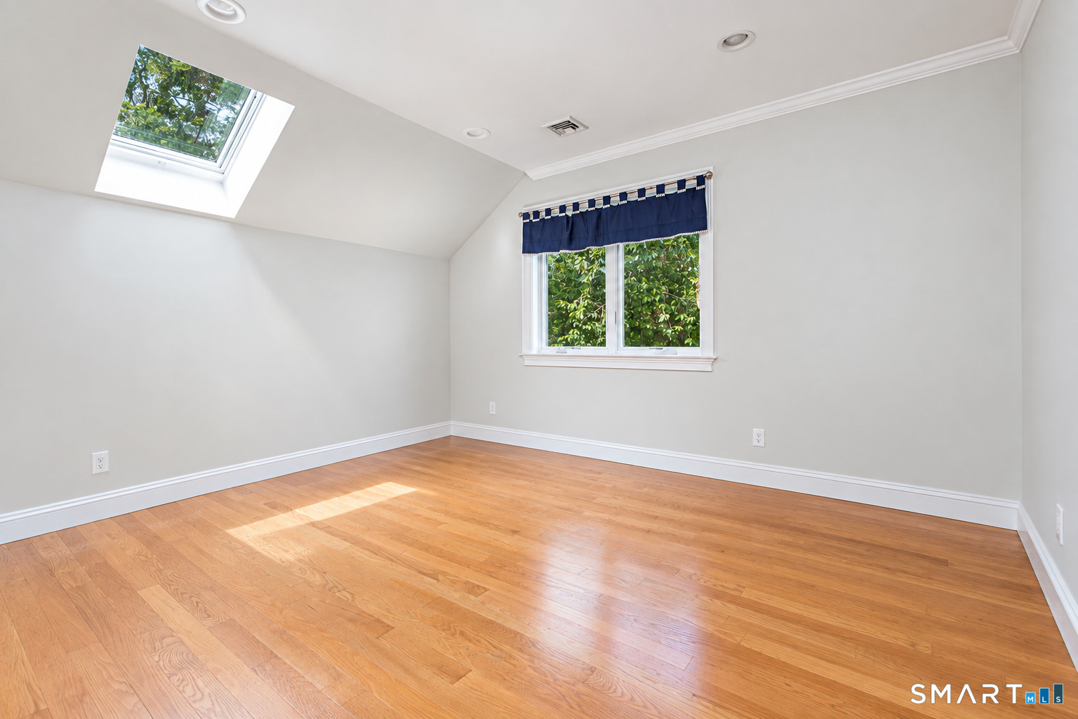 42 Woodledge Road Stamford CT 06907