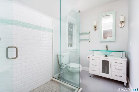 42 Woodledge Road Stamford CT 06907