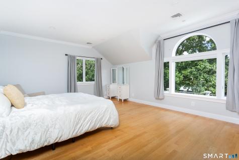 42 Woodledge Road Stamford CT 06907