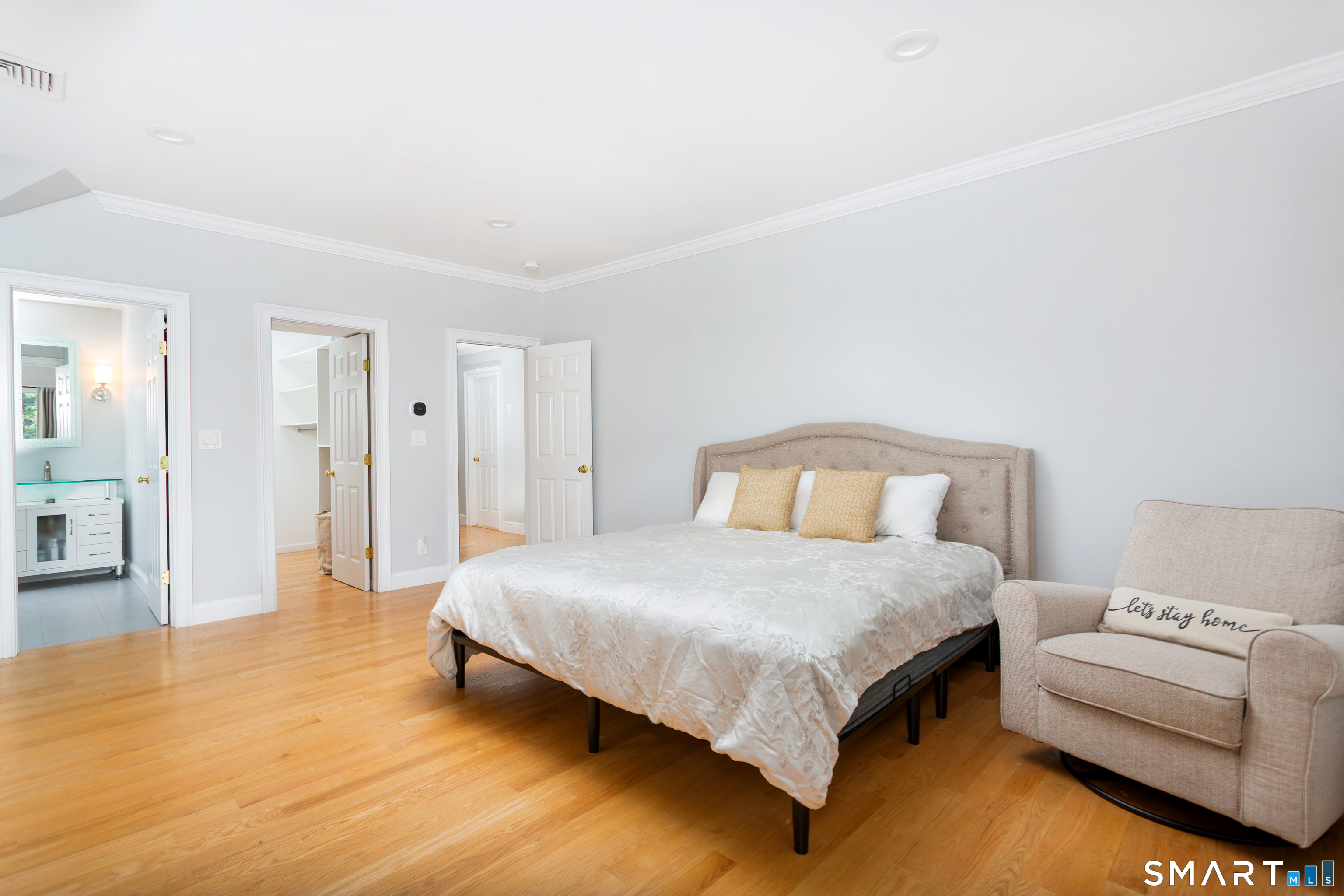 42 Woodledge Road Stamford CT 06907