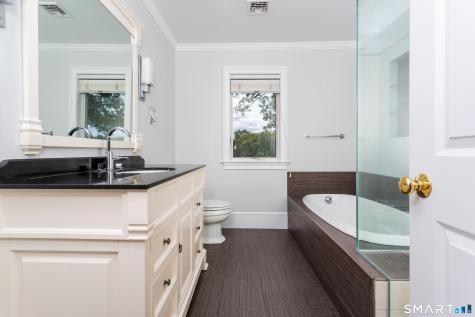 42 Woodledge Road Stamford CT 06907
