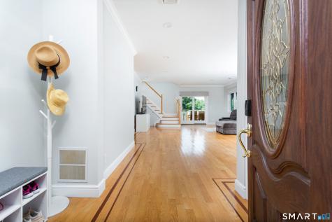 42 Woodledge Road Stamford CT 06907