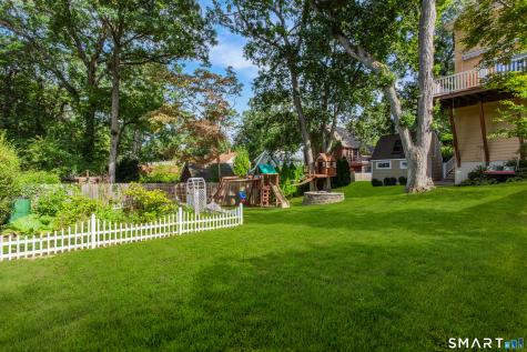 42 Woodledge Road Stamford CT 06907