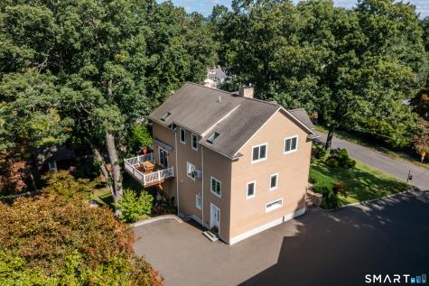 42 Woodledge Road Stamford CT 06907
