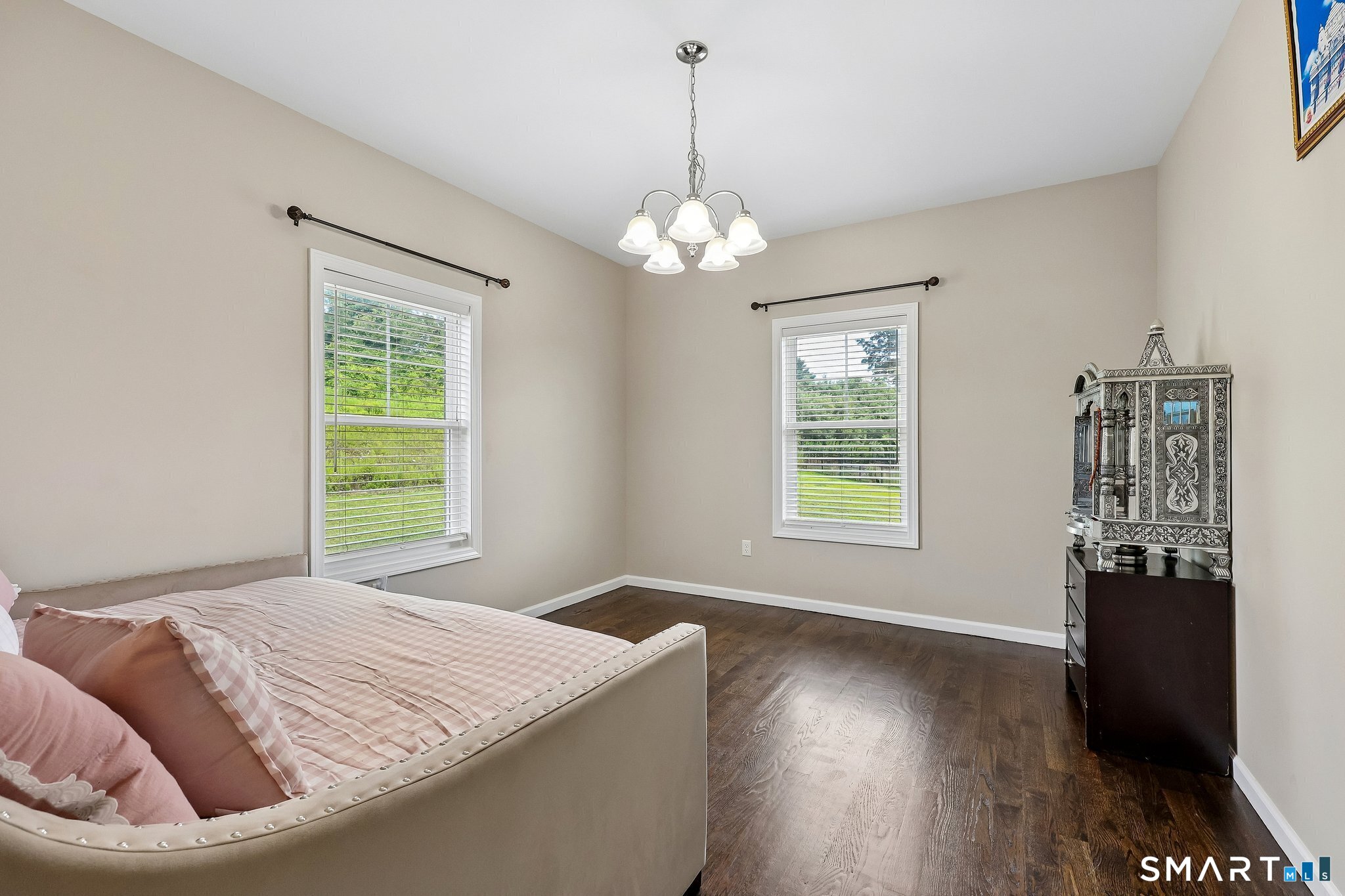 17 Sea View Terrace Waterford CT 06385