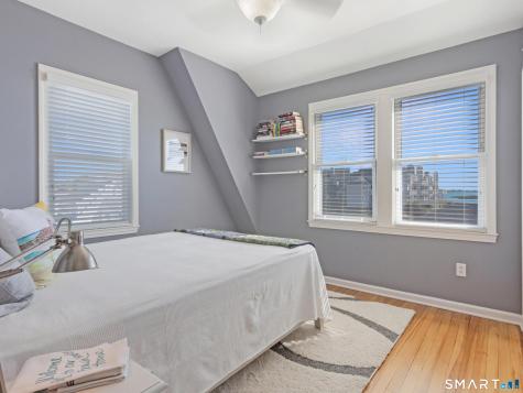 4 Jamaica Court East Haven CT 06512