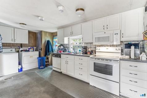 17 Cardinal Road Colchester CT 06415