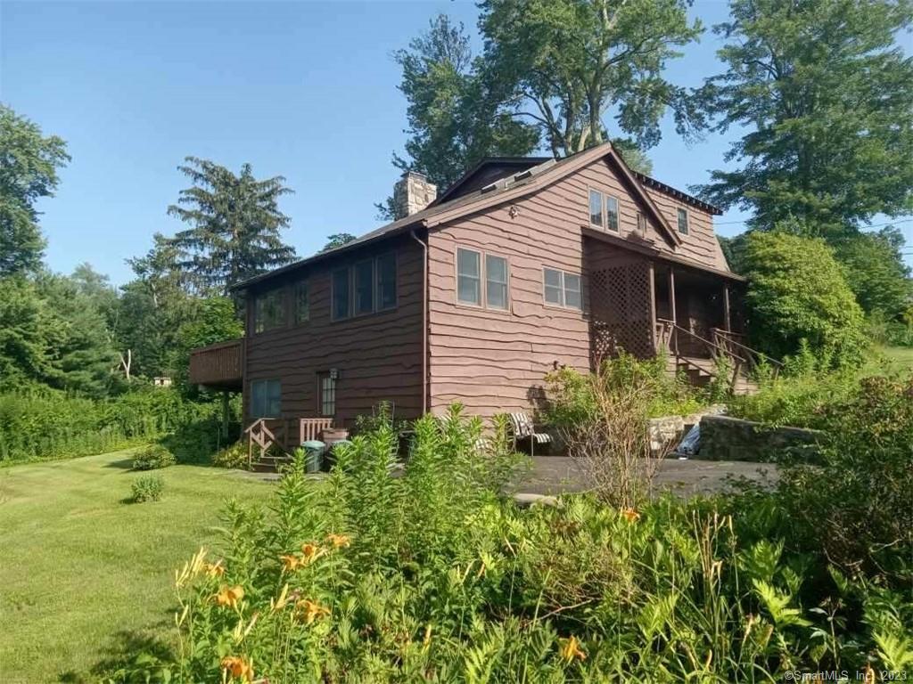 7 Sunset Trail New Fairfield CT 06812