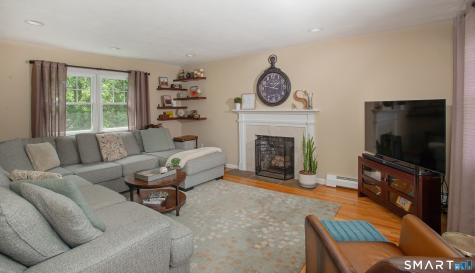 11 Whippoorwill Road Bethel CT 06801